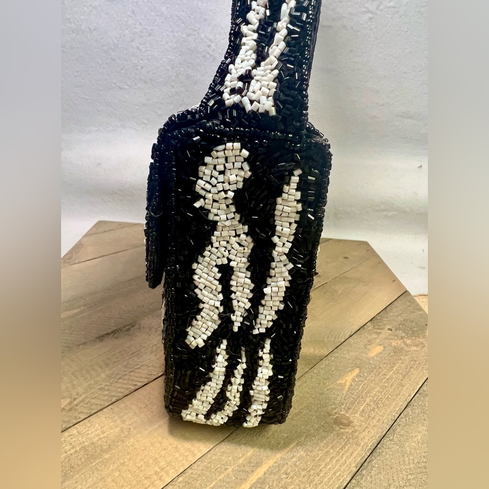 Viral Zebra Beaded Bag!! - Picture 3 of 9